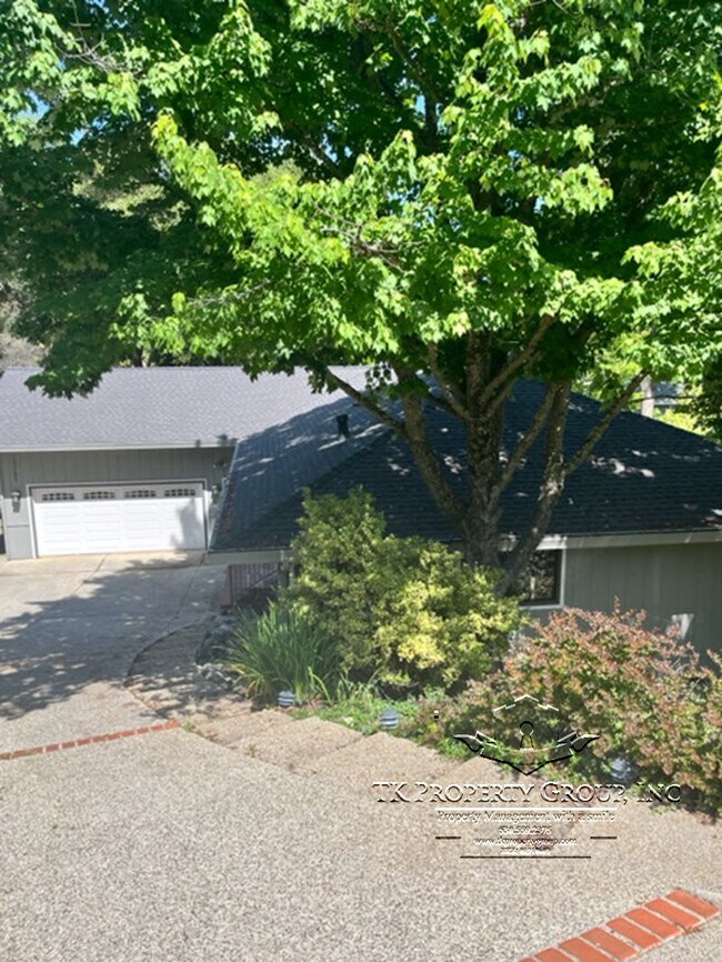 Foto del edificio - 13285 Sugarbush Ct