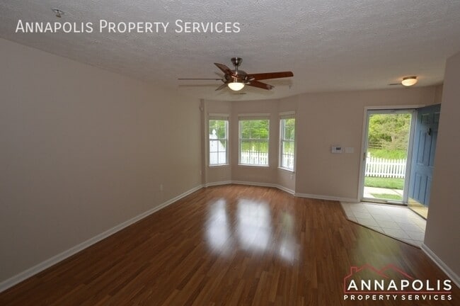 Building Photo - 30 Ironstone Ct