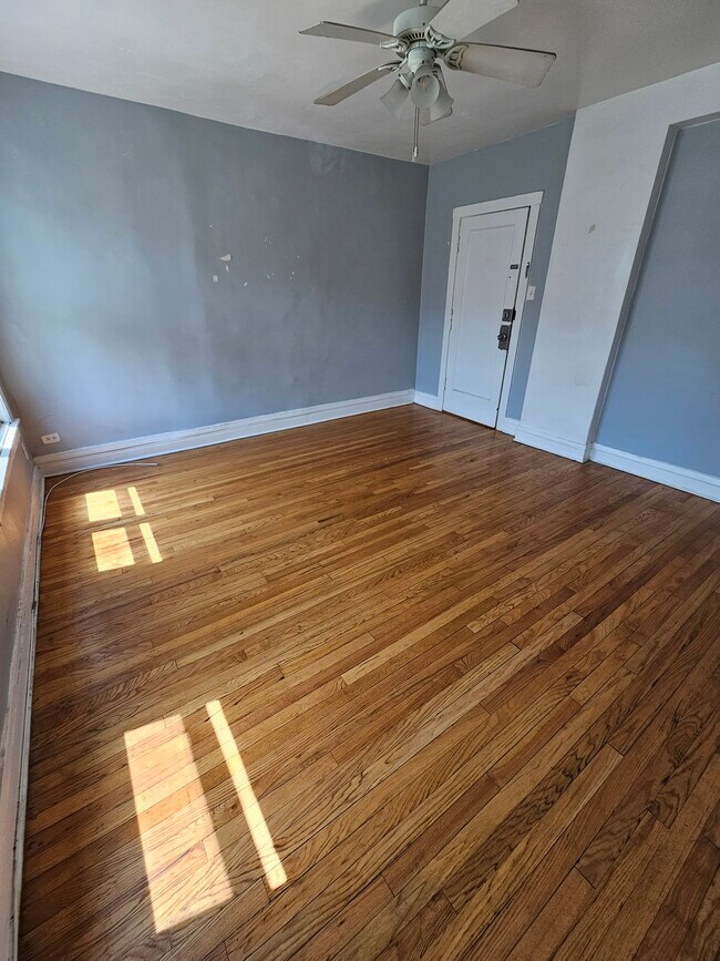 Foto del edificio - 4601 N Beacon St
