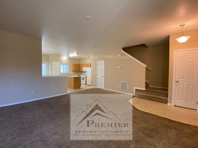 Building Photo - 10527 Country Park Point