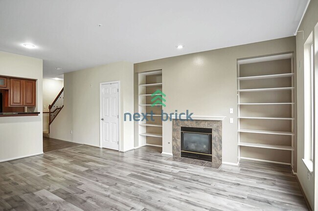 Foto del edificio - Townhome Available for Rent in Bothell!