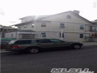 Building Photo - 2944 Gillmore St
