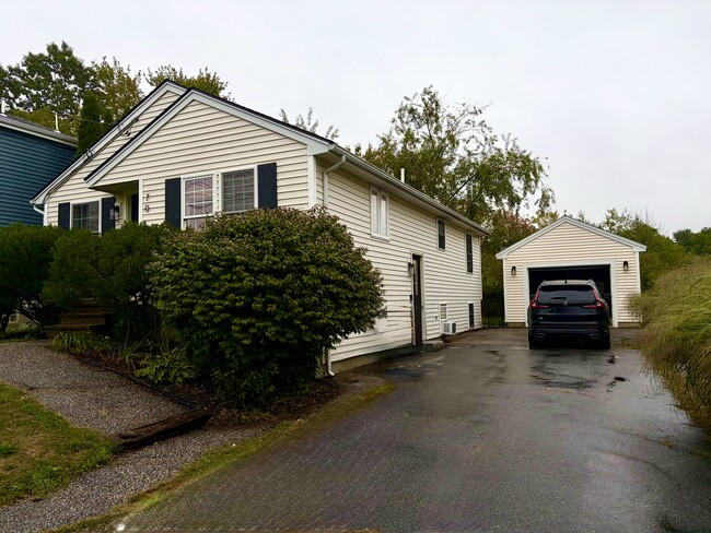 Building Photo - 70 Huntress Ave