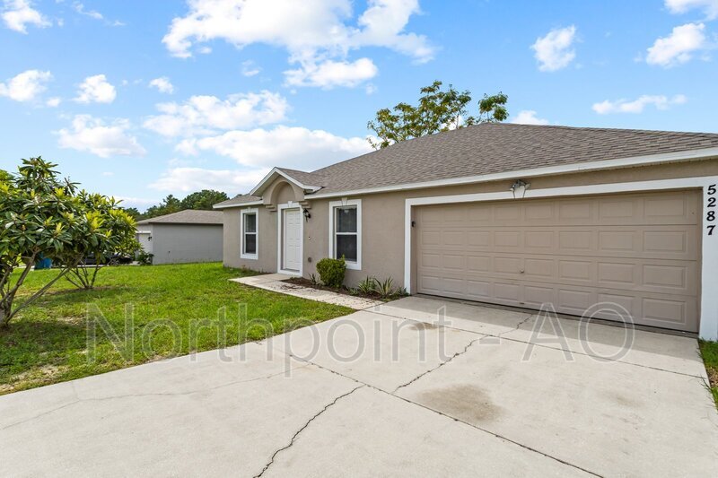 5287 Mariner Blvd, Spring Hill, FL 34609 House Rental in Spring Hill