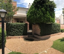 Building Photo - 12625 Memorial Dr