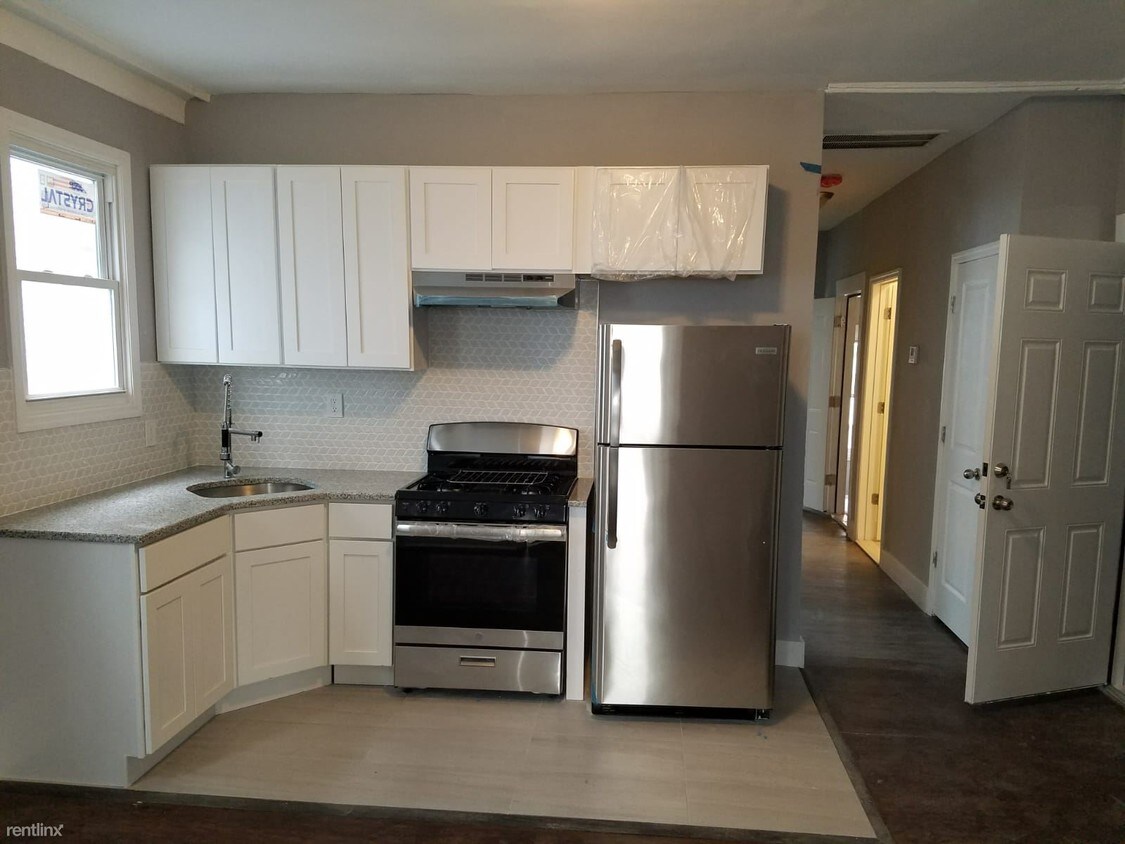 2 br, 1.5 bath - 55 Stockman Pl Apt 2R - 2 br, 1.5 bath  - 55 Stockman Pl Apt 2R