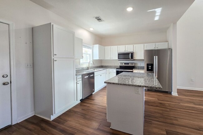 Building Photo - 4804 Antosh Cir