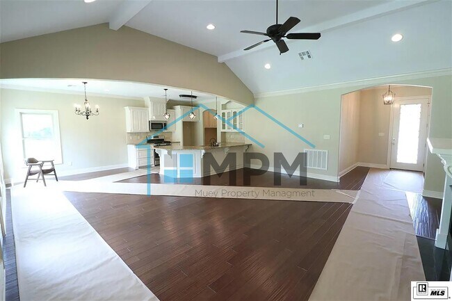 Building Photo - 121 Creole Ln