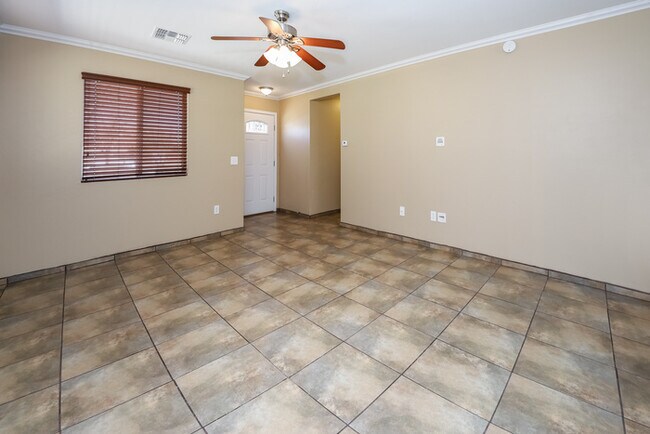 Foto del edificio - Tucson, AZ - Single-Family - $1,895.00