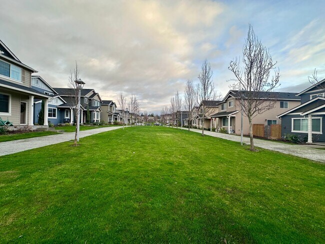 Foto del edificio - Modern 3-Bedroom 2.5 Bath Single Family Home in Gresham!