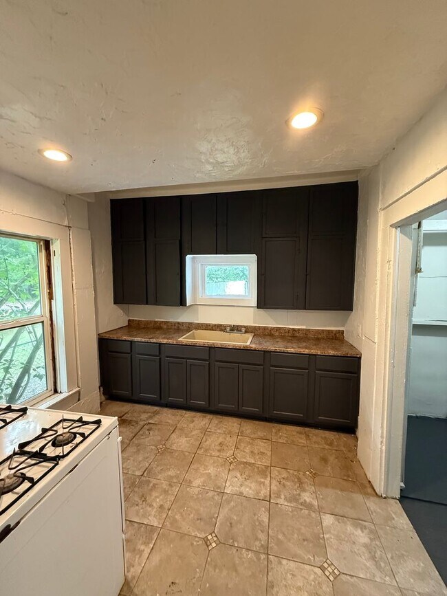 Foto del edificio - Affordable Rental near downtown Ardmore!