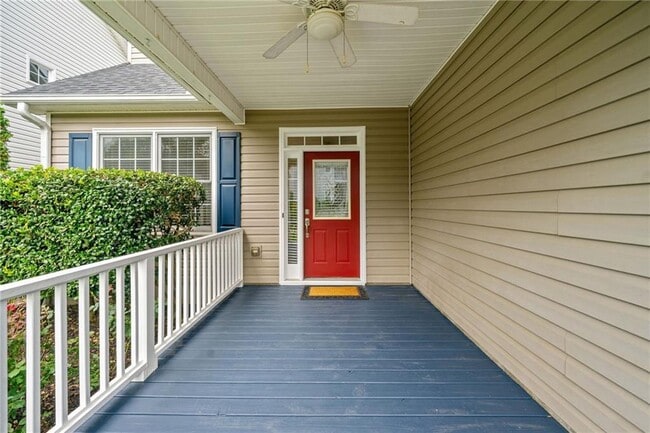 Building Photo - 726 Gardenside Cir SE