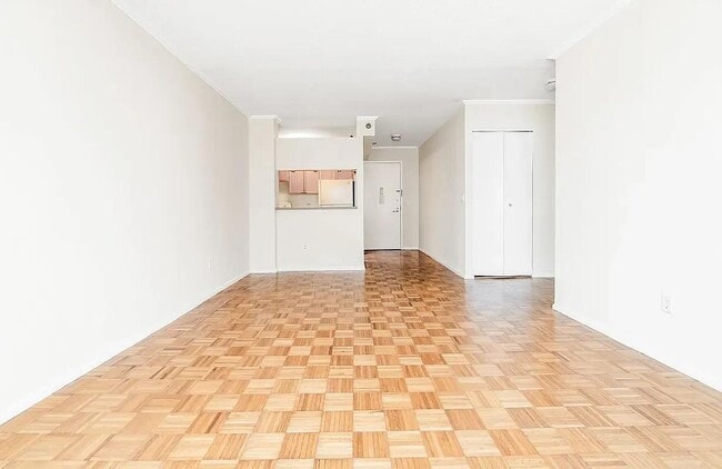 Foto del edificio - 4-74 48th Ave