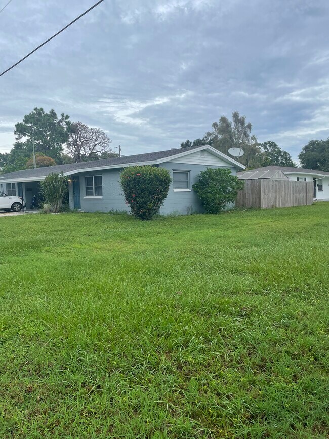 Foto del edificio - 7301 8th St N