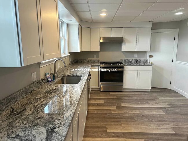 Building Photo - 2232 Mystic Valley Pky