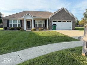 Building Photo - 6750 Woodcrest Dr