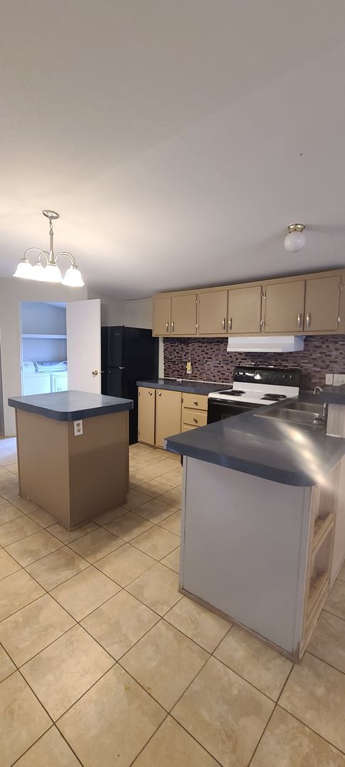 Foto del edificio - Single Wide Mobile Home