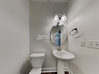 Foto del edificio - 1844 Produce Ln