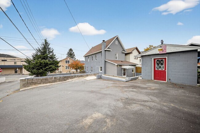 Foto del edificio - 2035 Delaware St