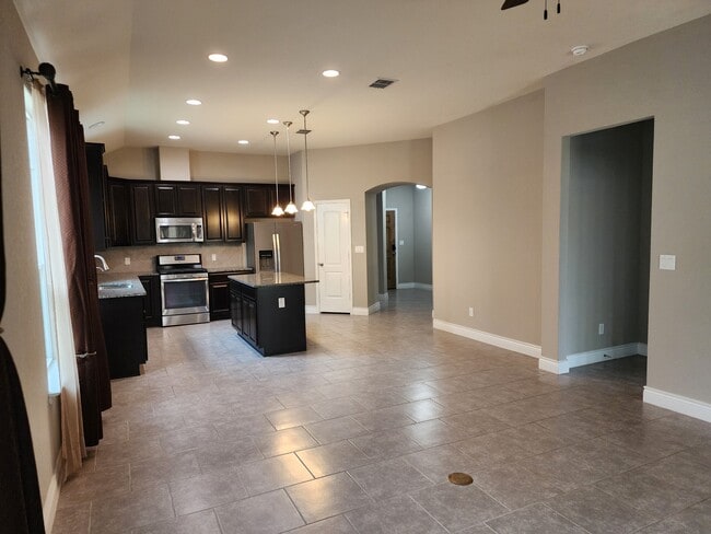 Foto del edificio - 27423 Paraiso Sands