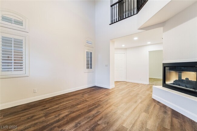 Foto del edificio - 109 Broken Rock Dr