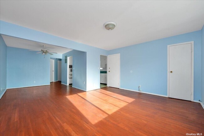 Foto del edificio - 218-41 100th Ave