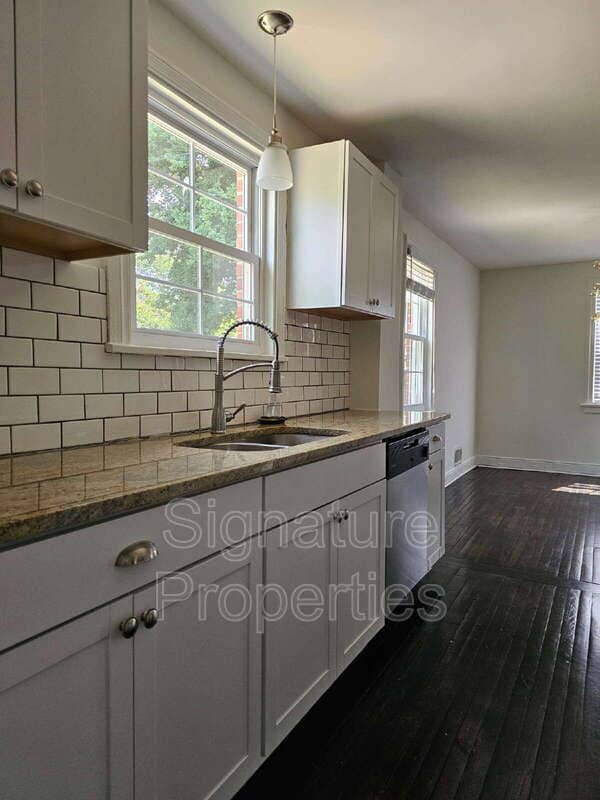Building Photo - 2308 New Berne Rd