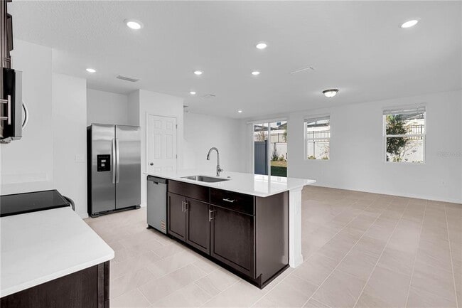 Building Photo - 16362 Bird of Paradise Ave