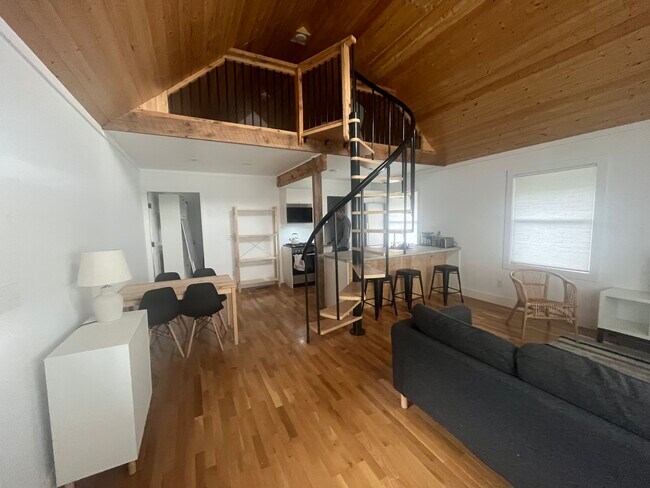 Foto del edificio - 1003 George Wilson Rd