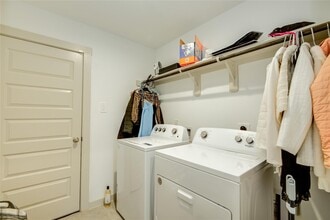 Building Photo - 3530 Ter Lndg Ct