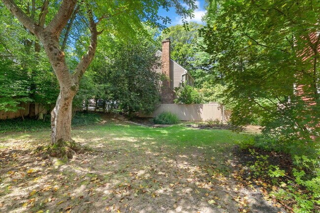 Foto del edificio - "Luxurious 3-Bed Retreat with Finished Bas...