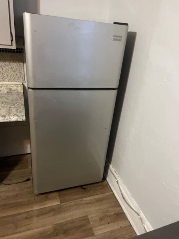 Building Photo - 2904 E 6th Ave