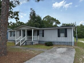Building Photo - 1443 Mack St