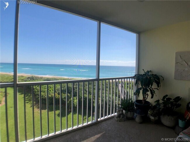 Foto del edificio - 529 NE Plantation Rd