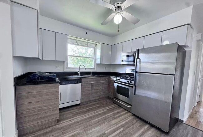 121 Egbert Ave