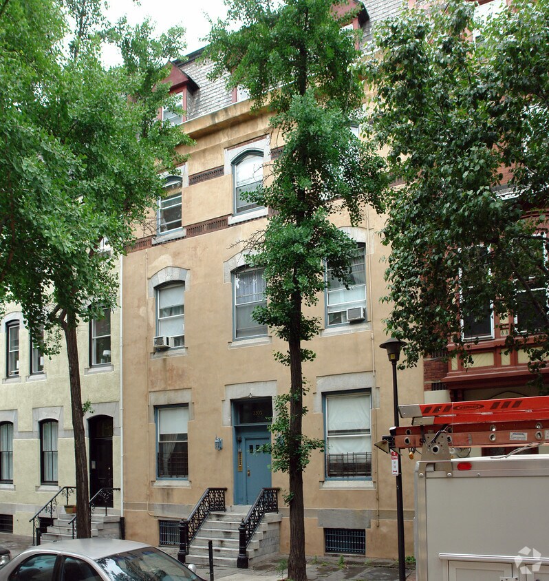 Foto del edificio - 2205 St James Pl