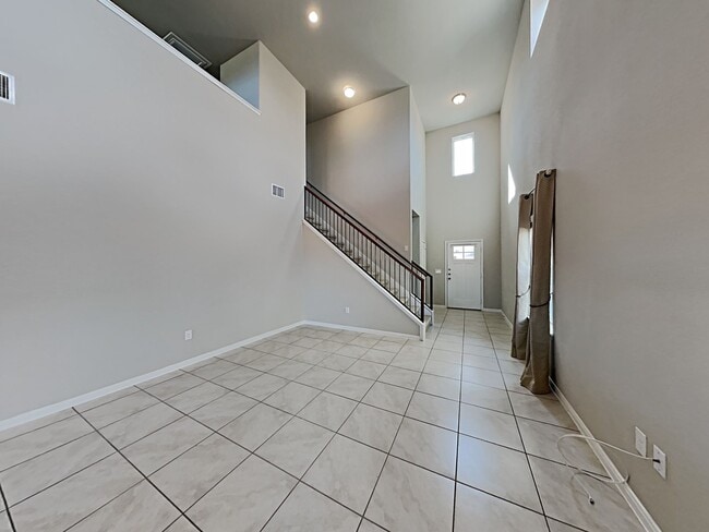 Building Photo - 1129 La Conterra Blvd