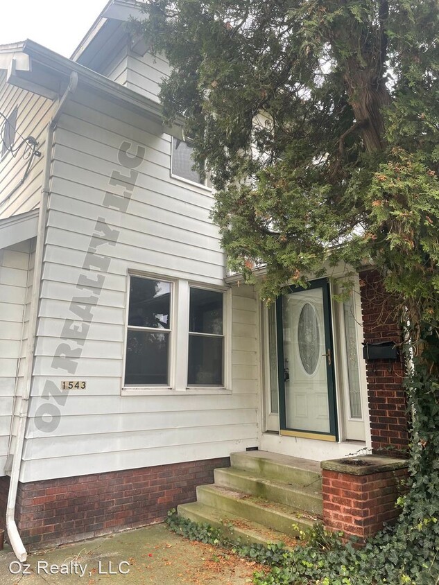 Primary Photo - 3 br, 1 bath House - 1543 South Ave