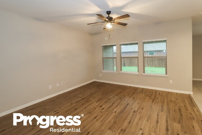 Building Photo - 10302 Fort Belknap Trail