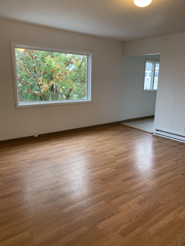 Primary Photo - 118 9th Ave SE