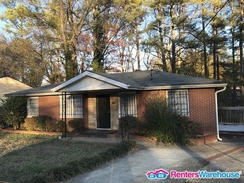 Primary Photo - 3136 Latona Dr SW