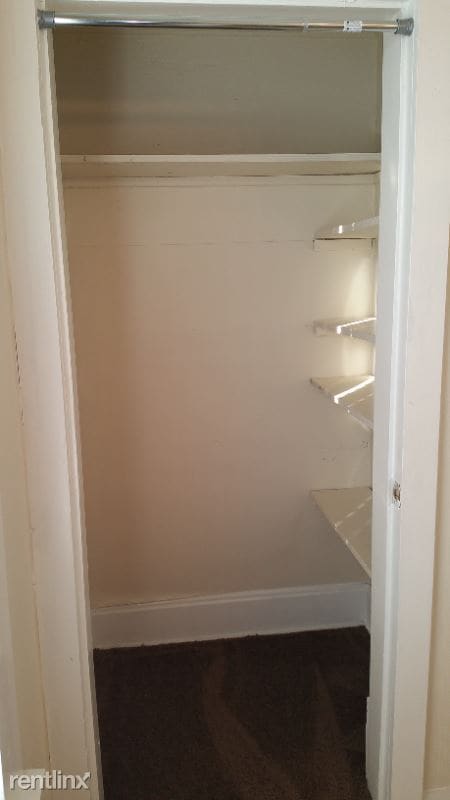 Building Photo - 3 br, 1 bath House - 554 Hanford St