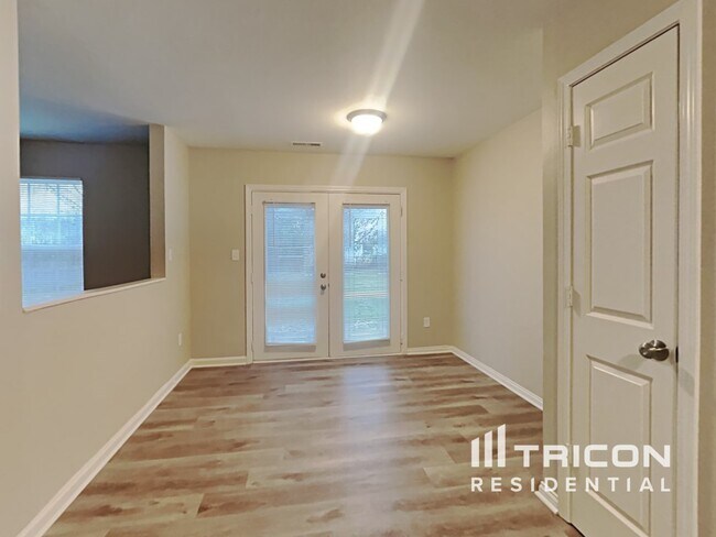 Building Photo - 13600 Ayrshire Cir