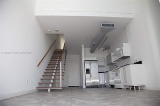 Building Photo - 690 SW 1st Ct