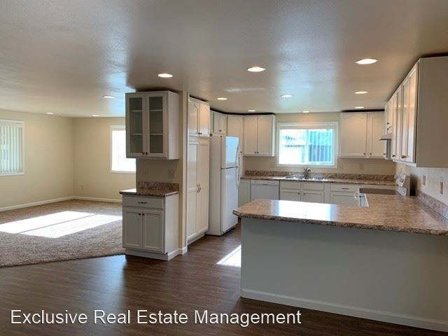 Building Photo - 3 br, 2 bath House - 5049 Laurelwood Drive