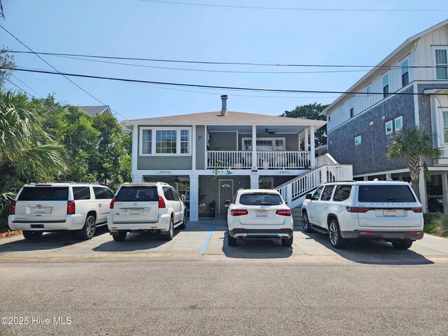 The Tides - The Tides Apartment