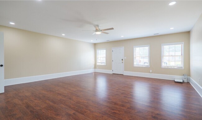 Foto del edificio - 4104 Lantern Ln