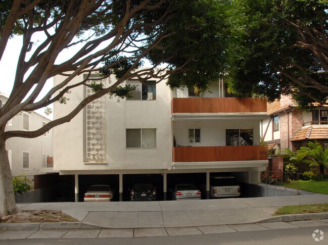 Building Photo - 808 2nd St