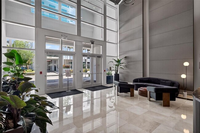 Foto del edificio - 350 NE 24th St