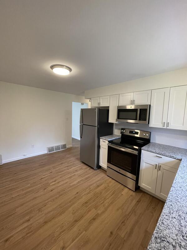 Foto del edificio - 71 Sunnyside Ln